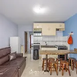 Apto Quadra Mar Em Balneario Camboriu - Eit302